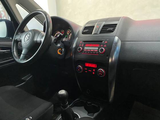 SUZUKI SX4 2.0 4X4 16V GASOLINA 4P MANUAL
